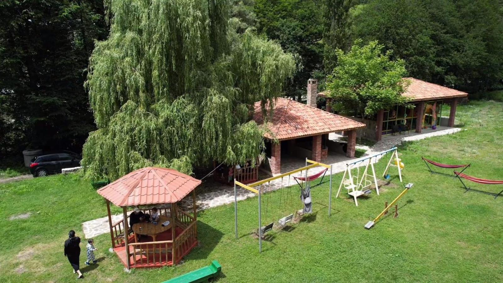 Hotel Iveria Abastumani Zewnętrze zdjęcie