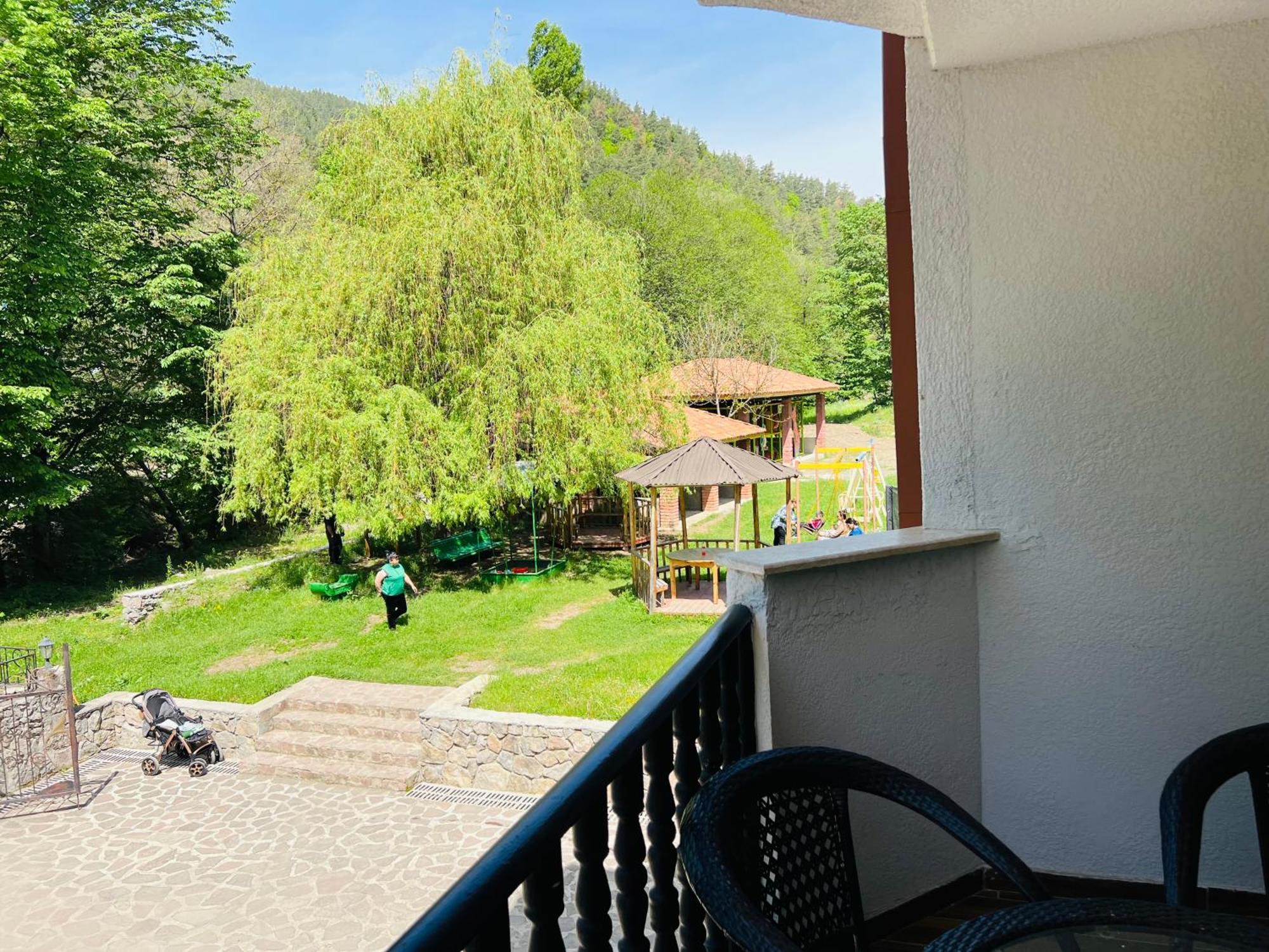 Hotel Iveria Abastumani Zewnętrze zdjęcie